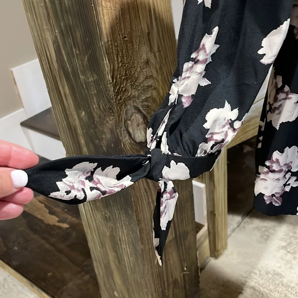 NWT Springtime Fun - Picture 2 of 2